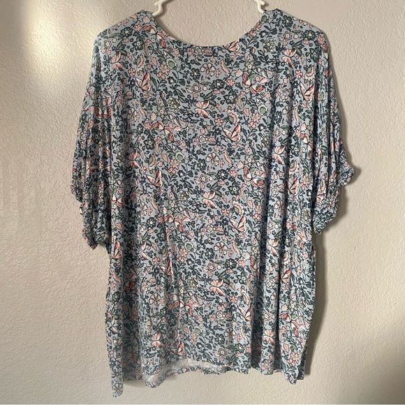 Loft XL floral blue, green peach and white short sleeves and Flowy used like new - Picture 6 of 7